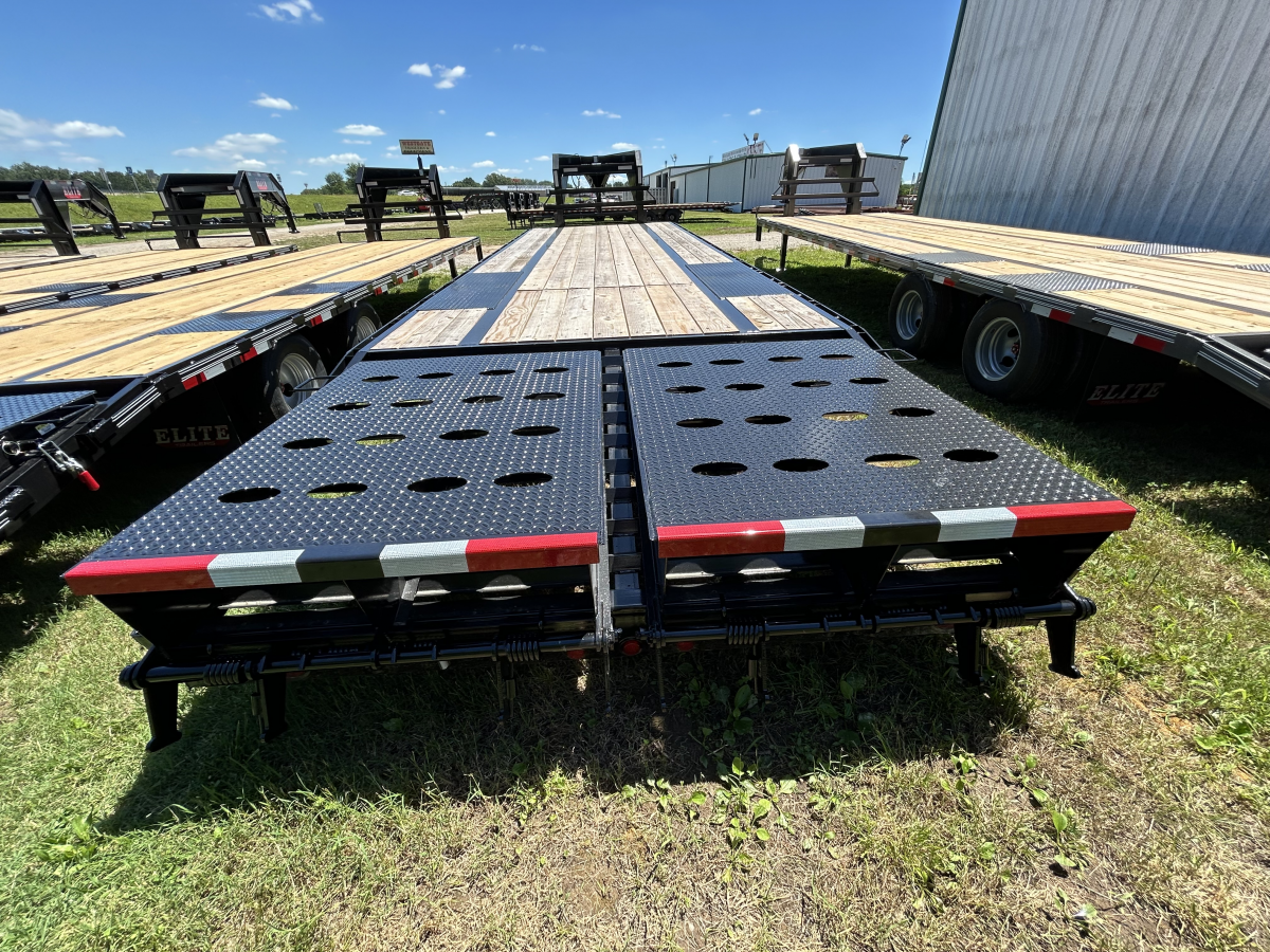 2024 ELITE 30' GOOSENECK FLATBED 30337 Photo 3