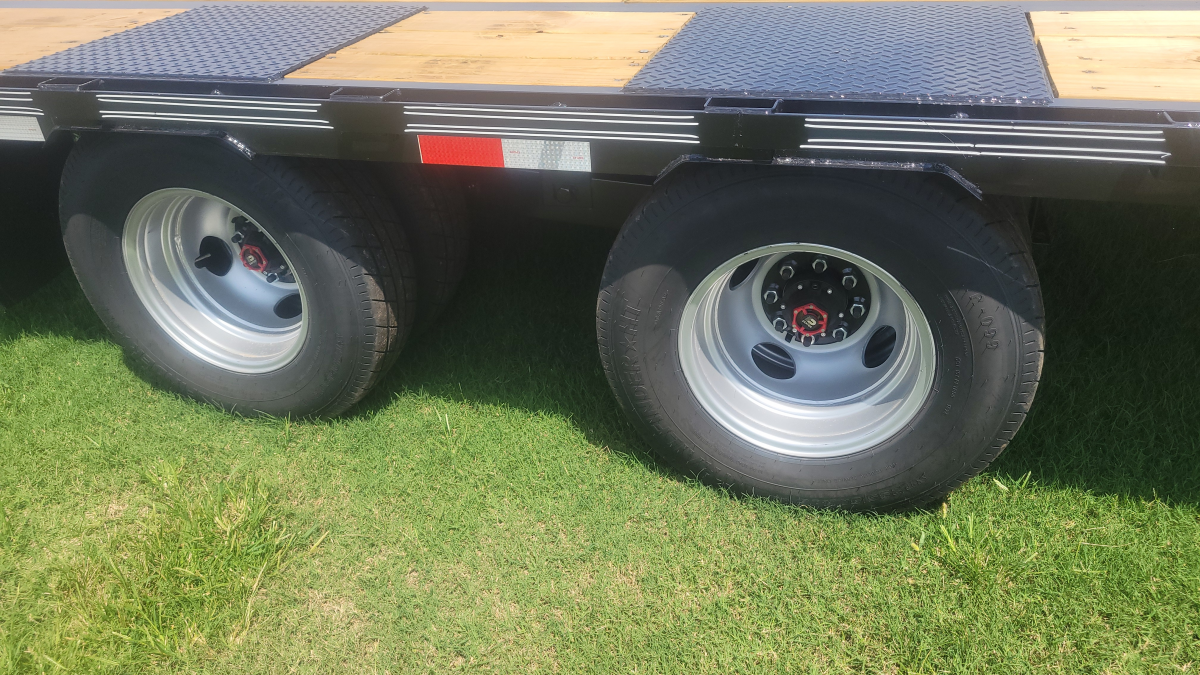 2024 ELITE 32' GN FLATBED TD 2- 10K AXLES  MEGA RAMPS 30660  Photo 1