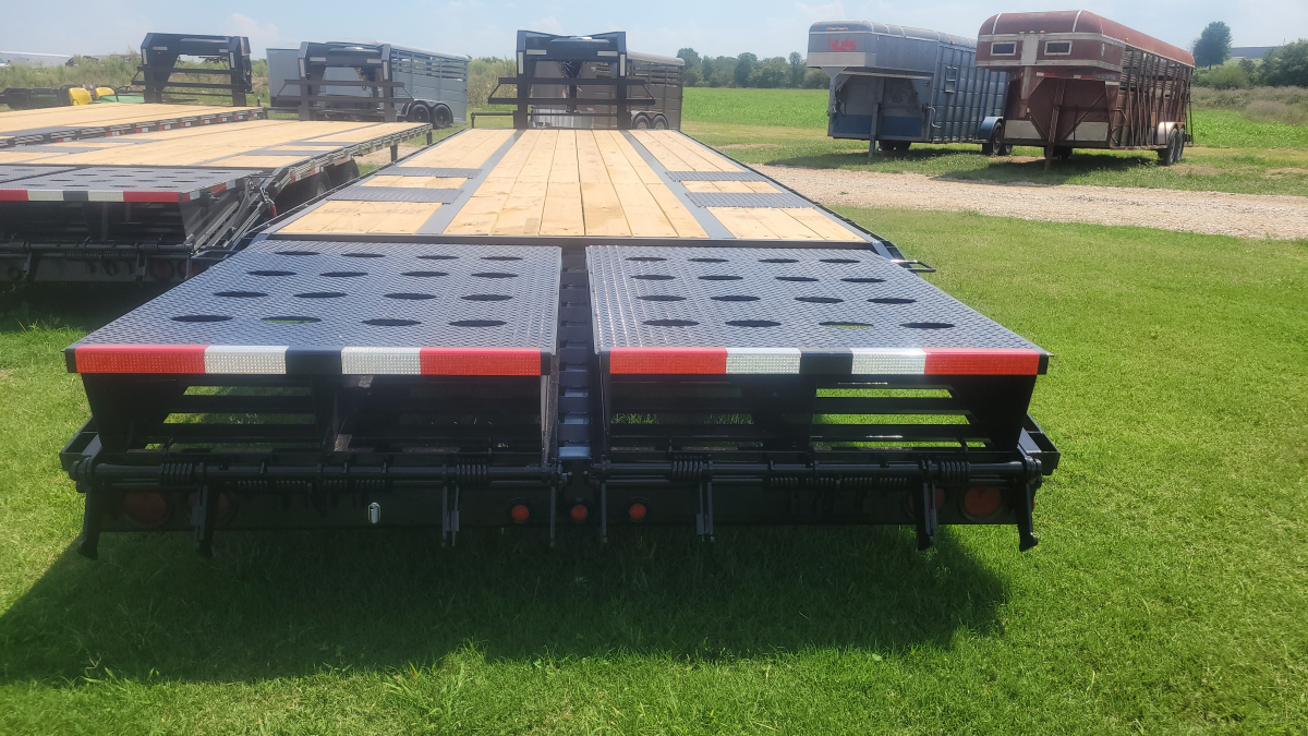 2024 ELITE 32' GN FLATBED TD 2- 10K AXLES  MEGA RAMPS 30660  Photo 2