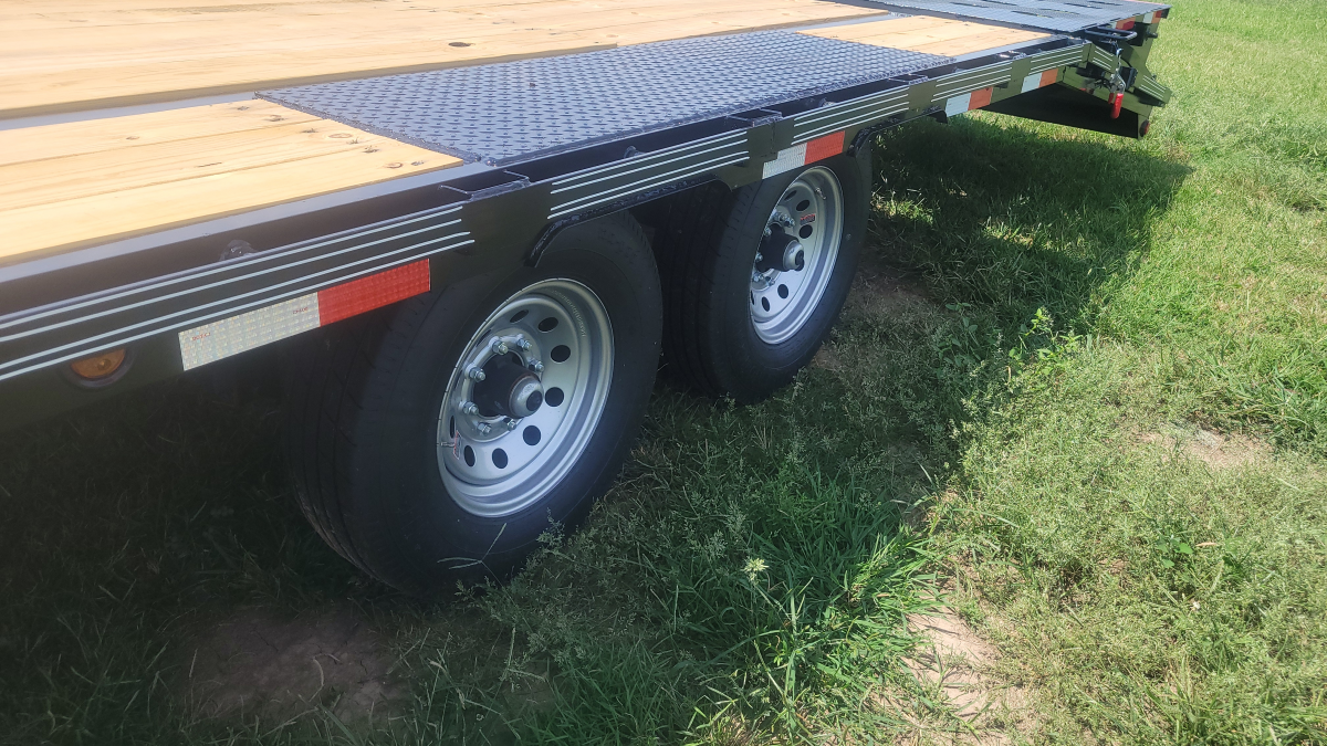 2024 ELITE 30' GN FLATBED SW 2- 7K AXLES  MEGA RAMPS 30564  Photo 1