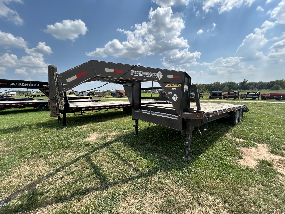 2013 Diamon T 25’ Flatbed 15679 Photo 0