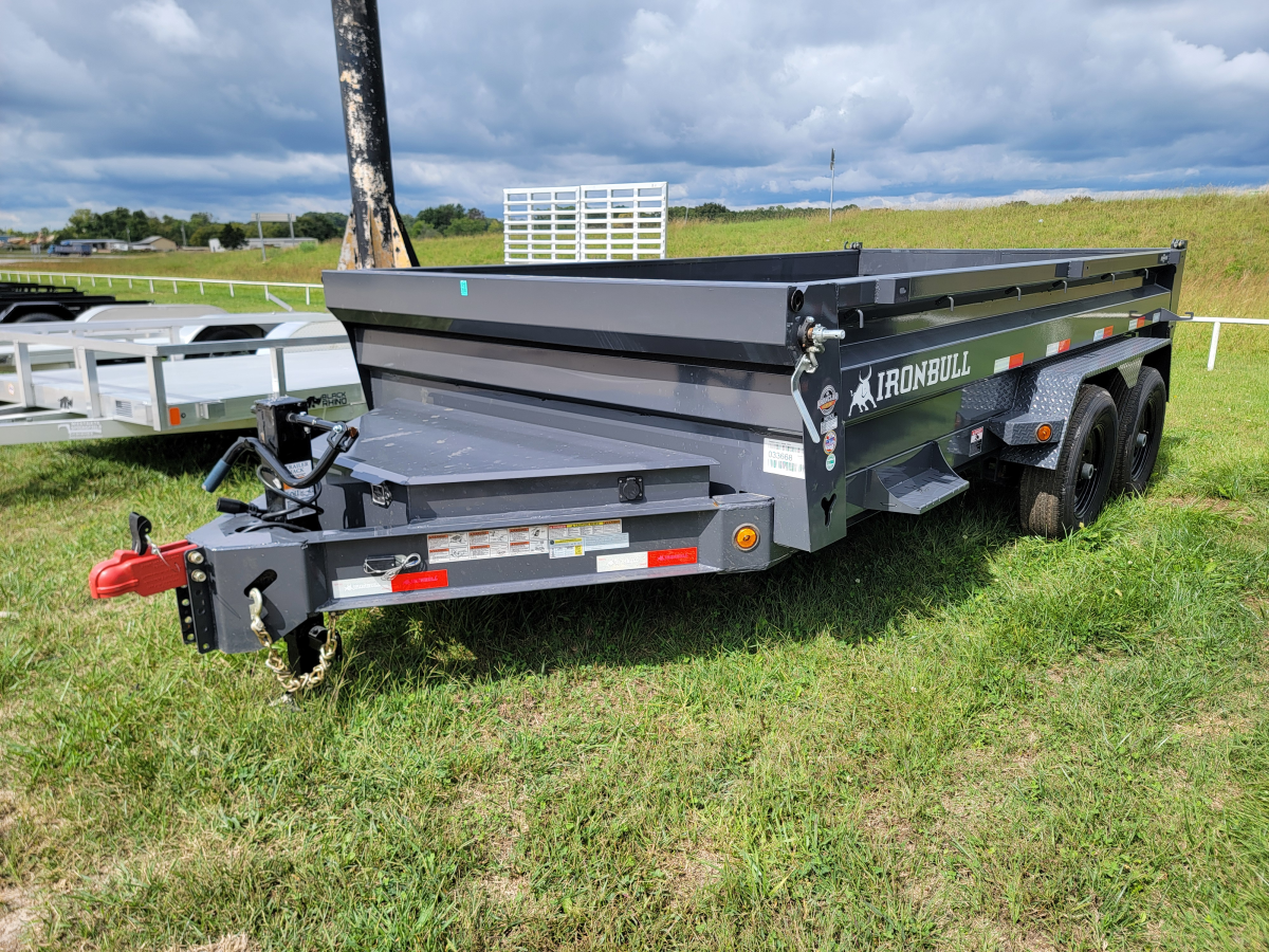 SCRATCH AND DENT DUMP TRAILER SALE Photo 0