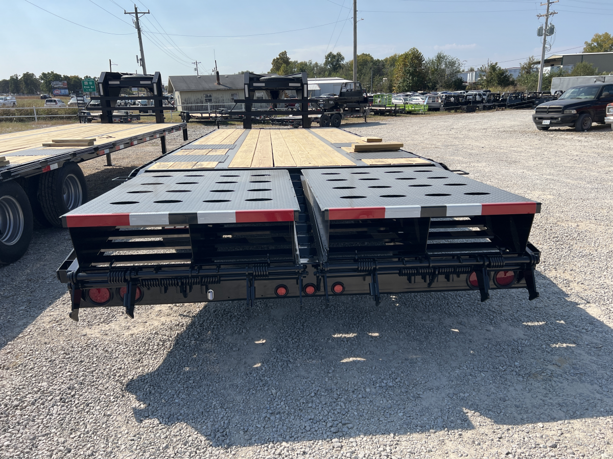 2025 Elite 25' Gooseneck Tandem Dual Flatbed 30004 Photo 2