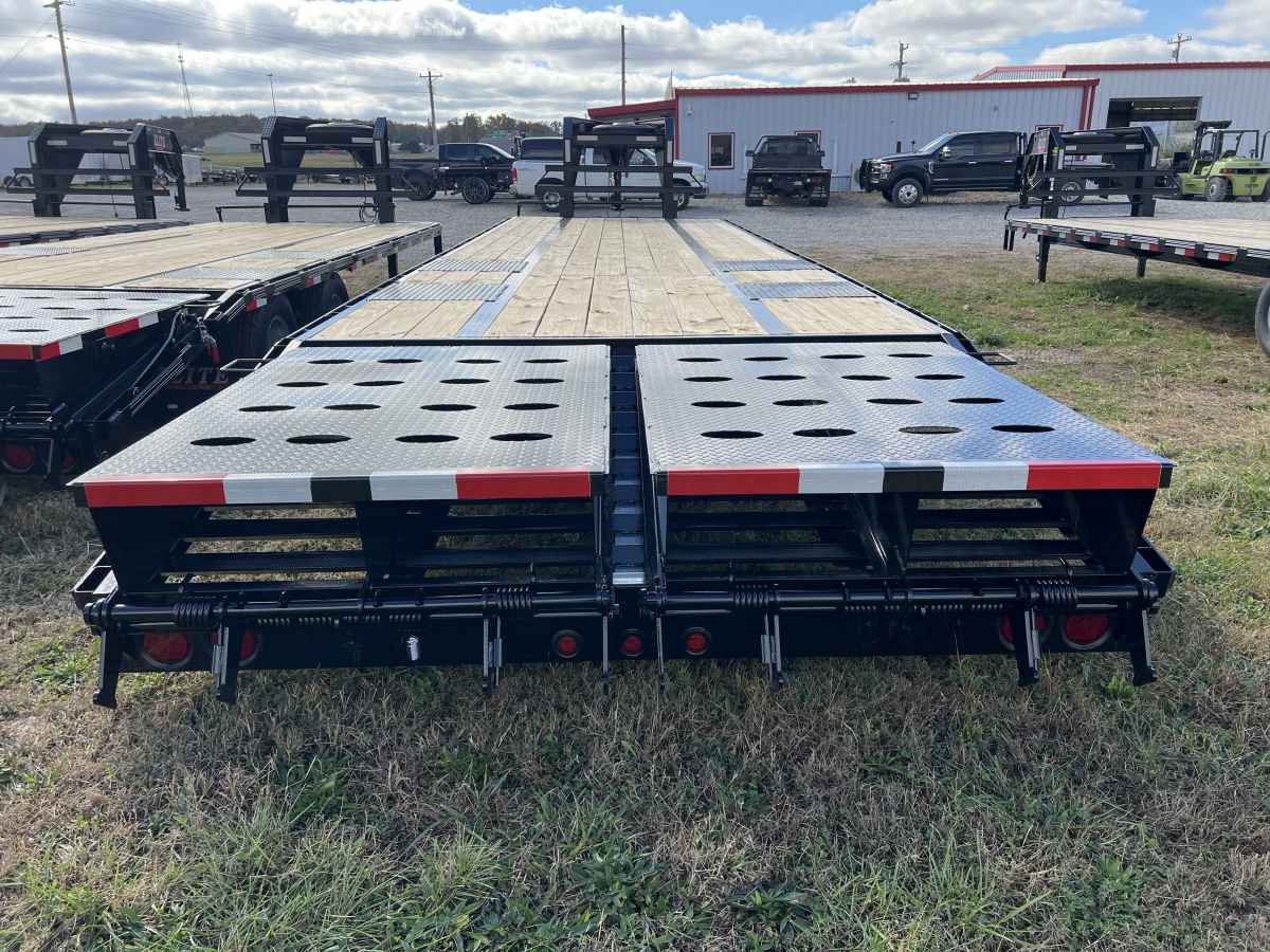 2025 Elite 32' Gooseneck Tandem Dual Flatbed 30006 Photo 2