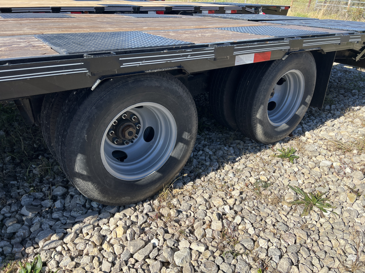 2021 Elite 25' Gooseneck Tandem Dual Flatbed 30328 Photo 1