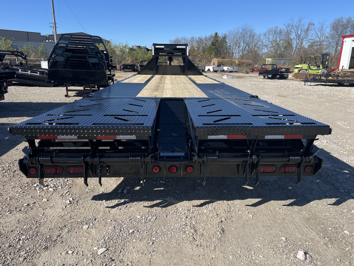 2025 Ironbull 25' Gooseneck Tandem Dual Flatbed 03954 Photo 2